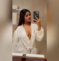 Zoya - escort in Chennai