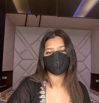 Zoya - escort in Chennai