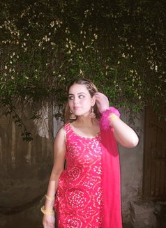 Zoya - escort in Dubai Photo 5 of 6