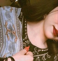 Zoya - Refined Indian GFE - puta in Dubai Photo 4 of 6
