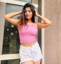 Zoya (Iam Back Again) - puta in Dubai