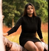 Zoya - escort in Hyderabad Photo 1 of 4