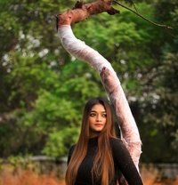 Zoya - puta in Hyderabad
