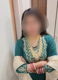 Zoya - escort in Pune Photo 3 of 3