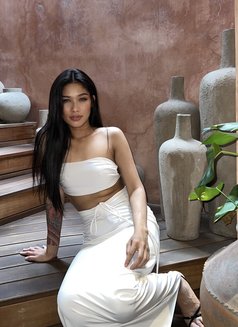 RIHANA - escort in Bali Photo 2 of 5