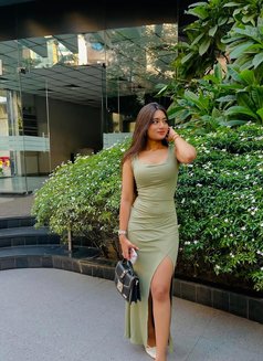 Zoya Khan - escort in Gurgaon Photo 2 of 4