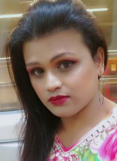 Zoya Khan - escort in Noida Photo 2 of 4