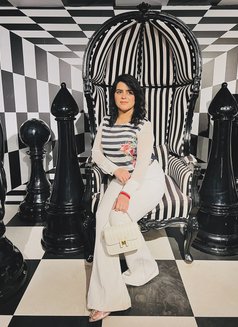 Zoya Khan - escort in Riyadh Photo 4 of 5