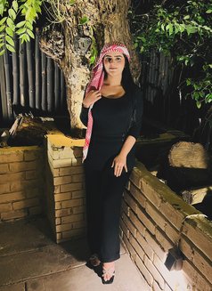 Zoya Khan - escort in Riyadh Photo 5 of 5