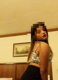 Zoya Malik available for cam and real - escort in New Delhi Photo 1 of 4
