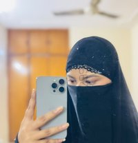 Zoya Muslim Girl Available Here - puta in New Delhi Photo 1 of 6