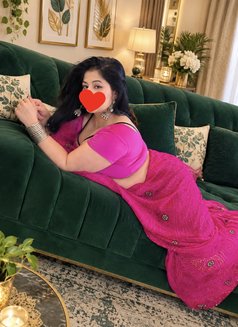 Zoya nawab - escort in Dubai Photo 15 of 20