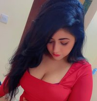 Zoya nawab - escort in Dubai