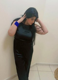 Zoya Nawab - puta in Dubai Photo 1 of 10
