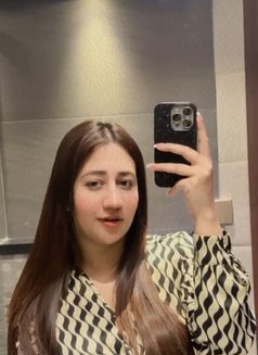 Zoya - escort in Baku Photo 9 of 9