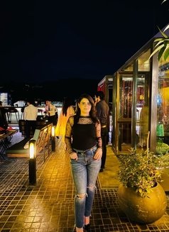 ZOYA VIP MODEL - escort in Jeddah Photo 3 of 8