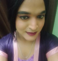 Zoya Shemale - Agencia de acompañantes transexuales in Hyderabad