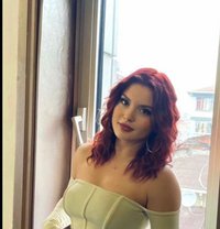 ZOYA KHAN - escort in New Delhi