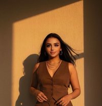 Zozo - escort in Beirut