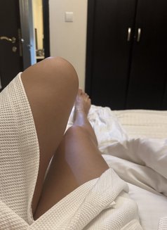 Zu Zu - escort in Dubai Photo 5 of 5