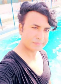 Zubair - Acompañantes transexual in Islamabad Photo 1 of 3