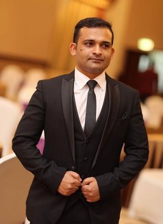 Zubair - Male escort in Abu Dhabi Photo 1 of 1