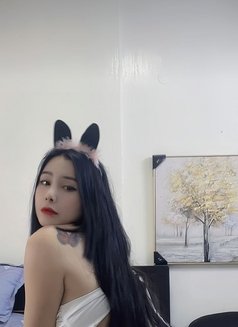 Zuki - escort in Abu Dhabi Photo 1 of 10