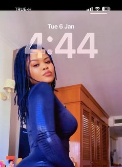 Zulfa - escort in Bangkok Photo 4 of 5