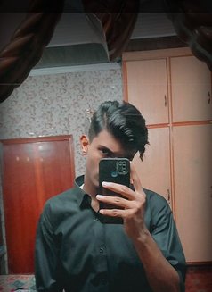 Zulfi - Male adult performer in Lahore Photo 2 of 2