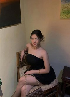 Zuliana - escort in Jakarta Photo 2 of 4