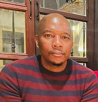 David - Male escort in Johannesburg Photo 2 of 3