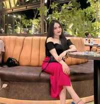 Zuna - escort in Surabaya