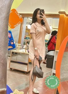 Zuna - puta in Surabaya Photo 4 of 9