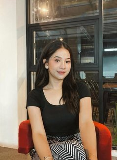 Zuna - puta in Surabaya Photo 5 of 9