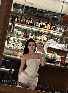 Zuri - escort in Hong Kong Photo 8 of 9