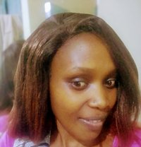 Zuru - escort in Tel Aviv