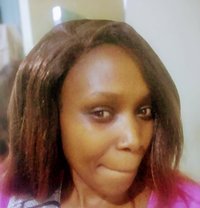 Zuru - escort in Tel Aviv