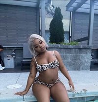 Zuzu - escort in Dakar