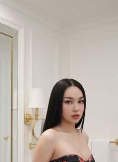 Zuzy Love - Transsexual escort in Dammam Photo 2 of 4