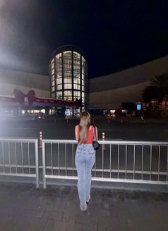 Zynn - escort in Manila Photo 4 of 4