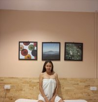 Sarah - Transsexual companion in Fujairah