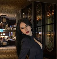 Zyzylee - Transsexual escort in Bali